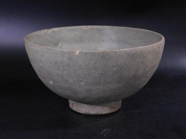 【茶道具　会寧　青磁茶碗（時代茶碗）／海上がり・李氏朝鮮】