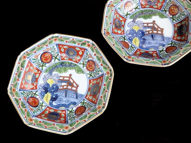 大聖寺伊万里　金襴手　菊に団龍紋　岩に欄干の図　八角４寸皿D702AS-CEd