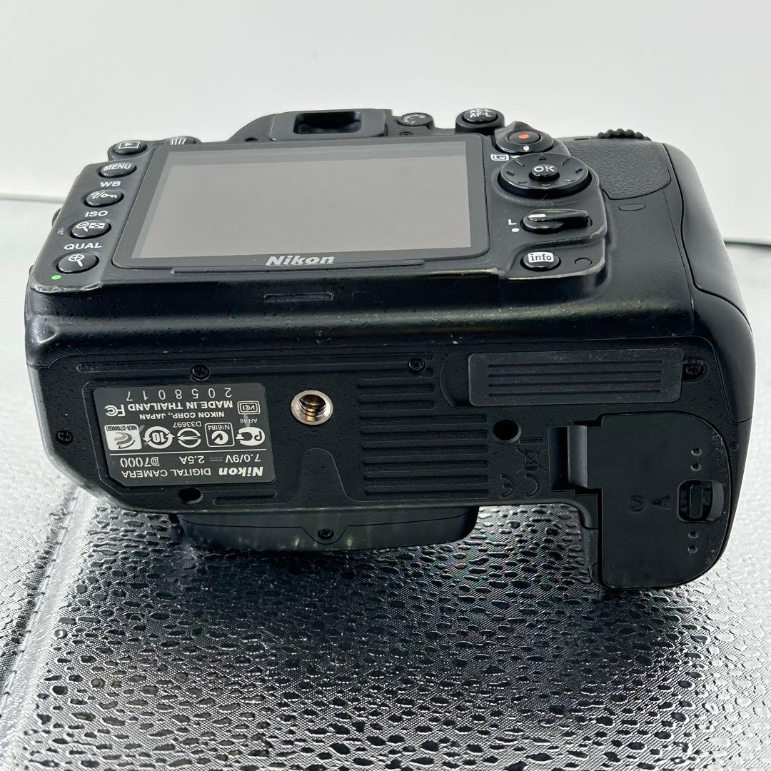 <<S数11337>> Nikon ニコン D7000 デジタル一眼レフカメラ
