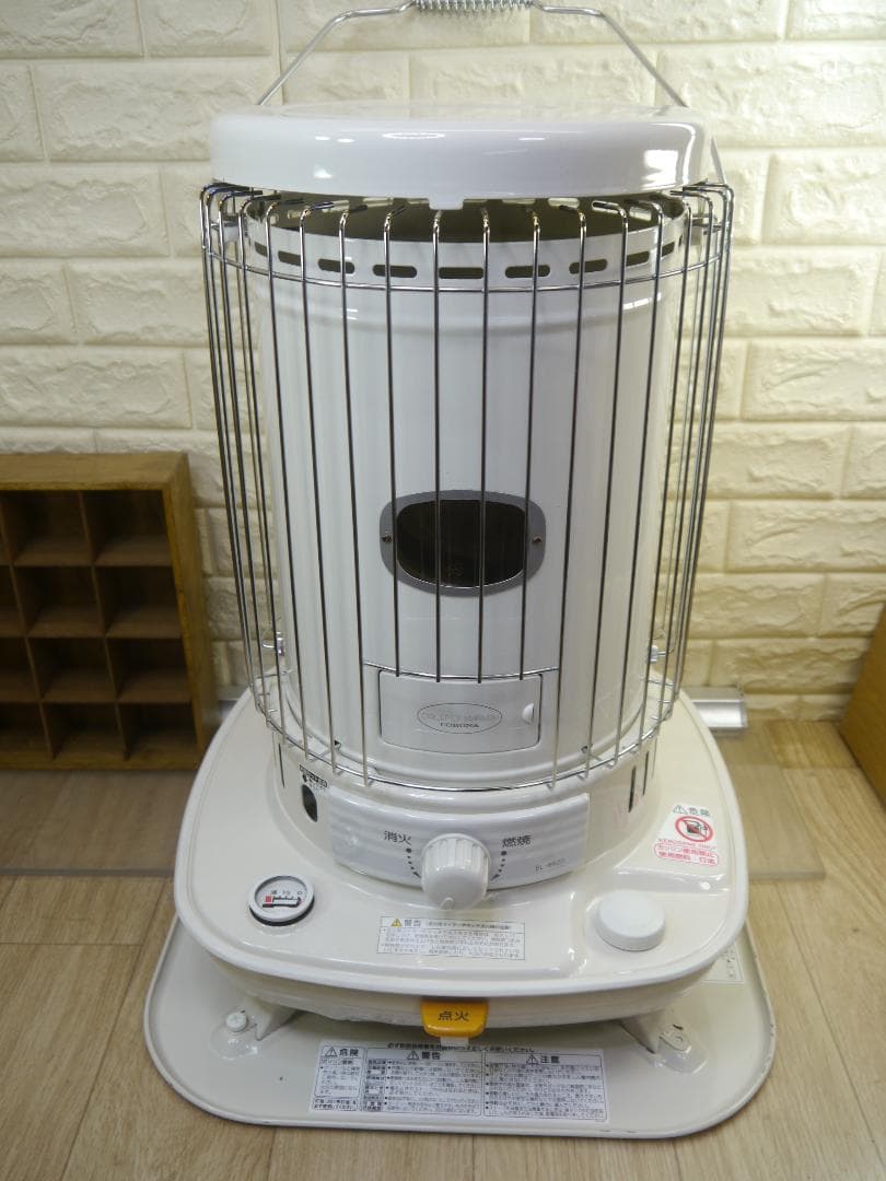 送料込み◆美品★2020年❤コロナ　ホワイト 石油ストーブ 安全ガード付き