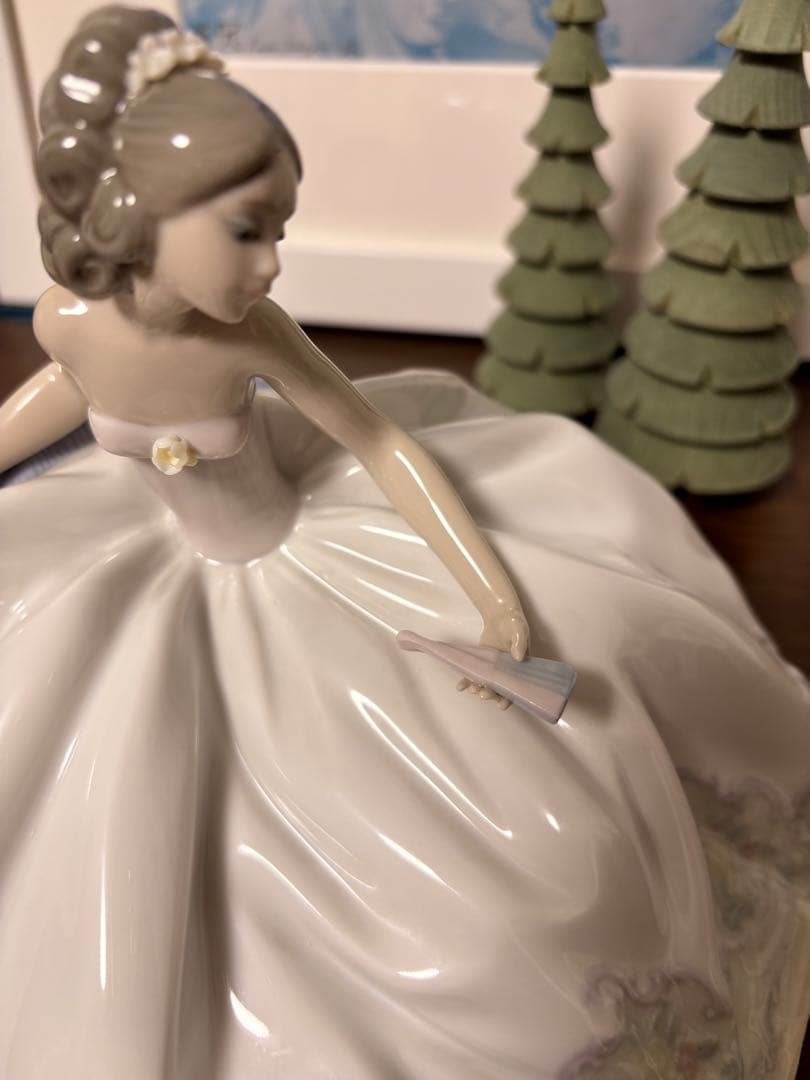 リヤドロ　お祭り　ひと休み　舞踏会