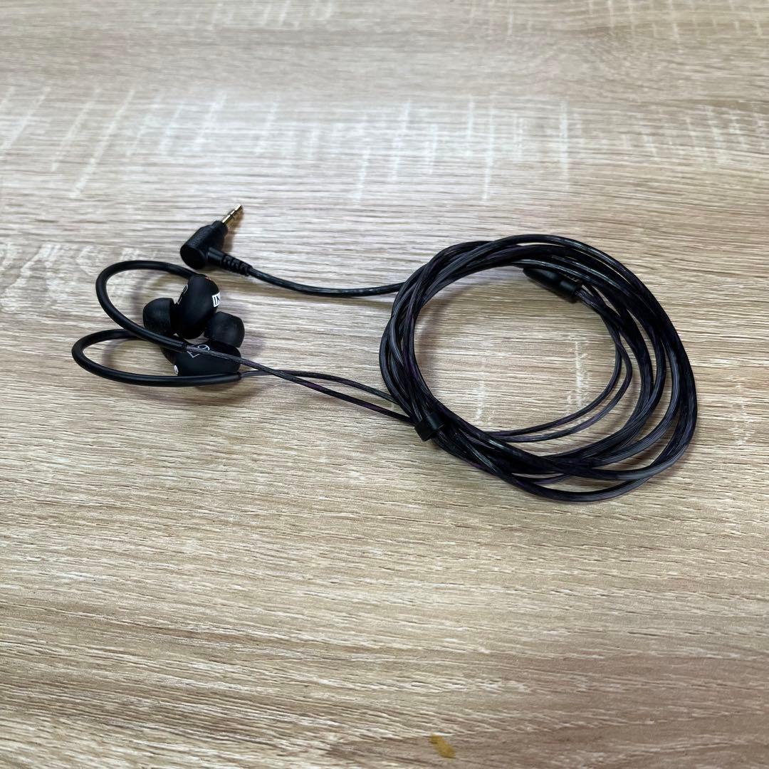 【ほぼ未使用】SONY E9 black 極美品！