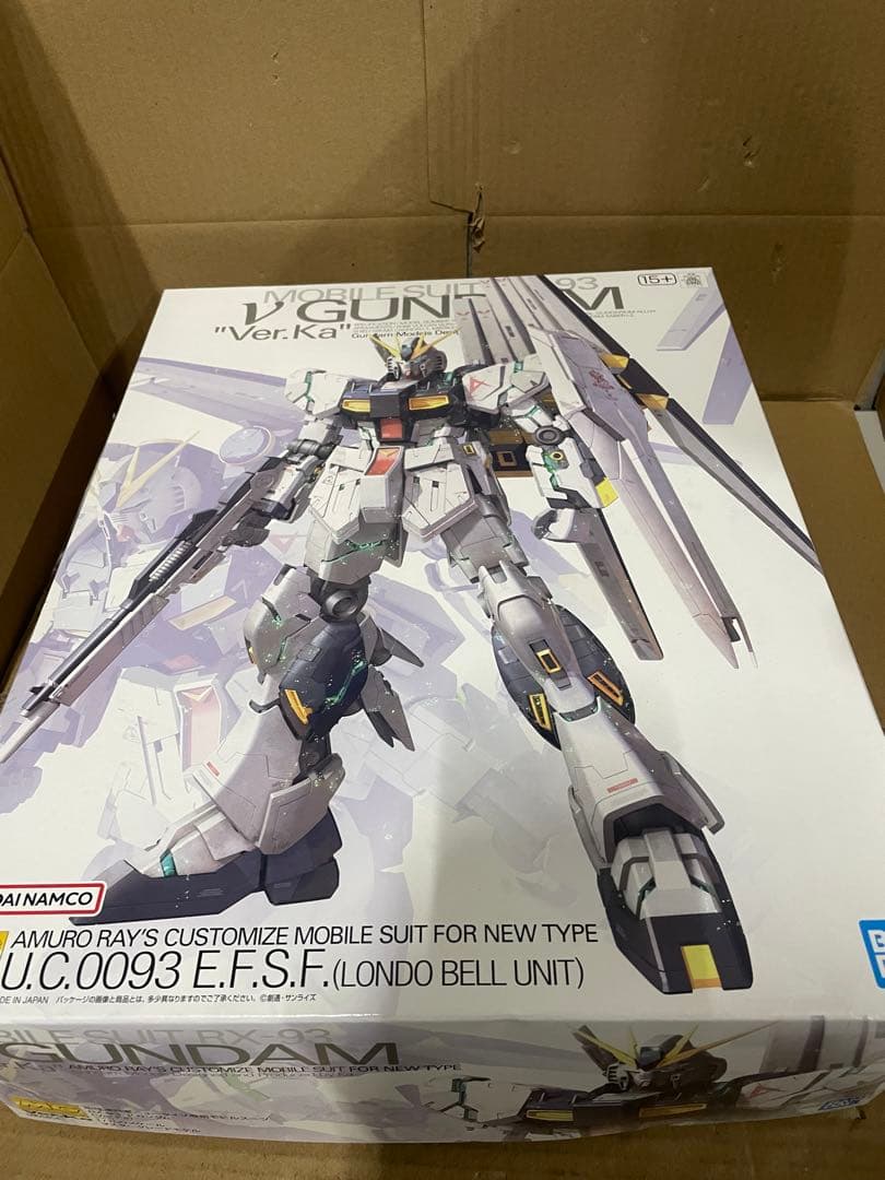 【MG】 1/100 ν Ver.ka 機動戦士 逆襲のシャア プラモデル