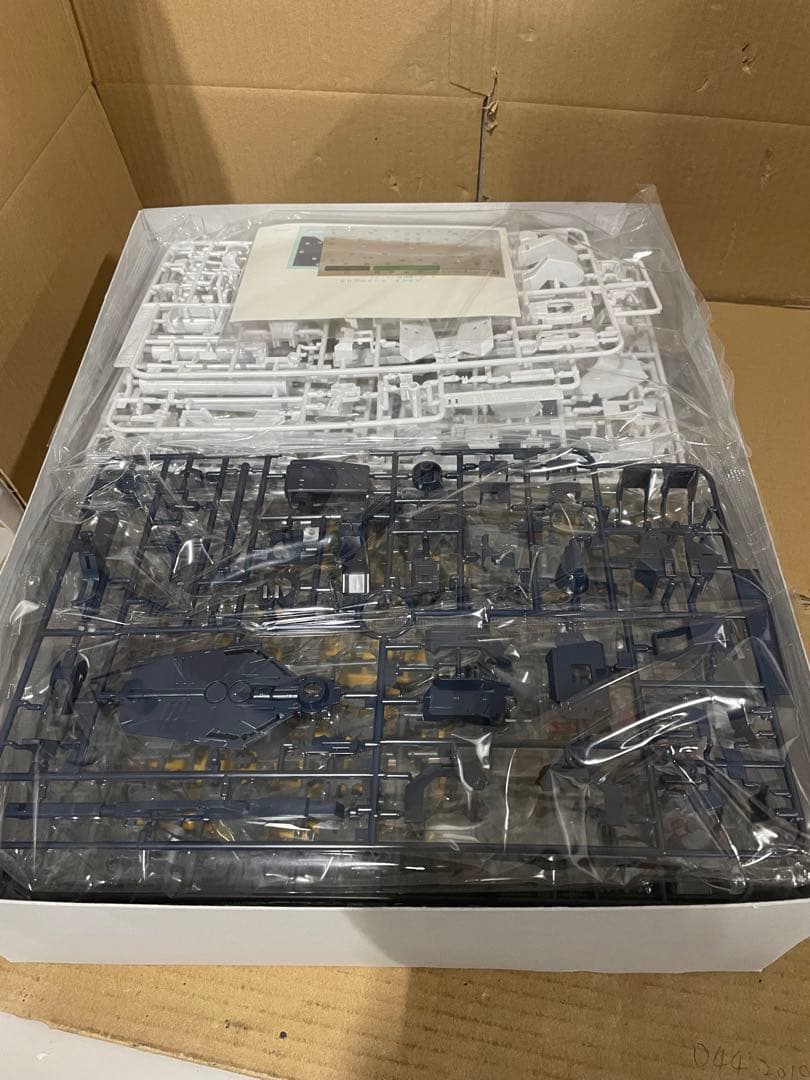 【MG】 1/100 ν Ver.ka 機動戦士 逆襲のシャア プラモデル