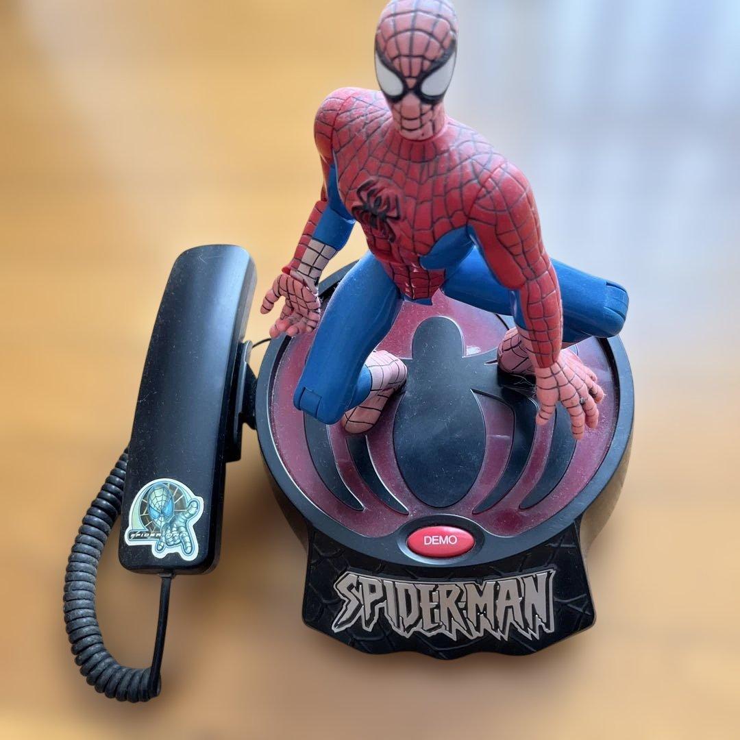 スパイダーマン フィギュア型電話
