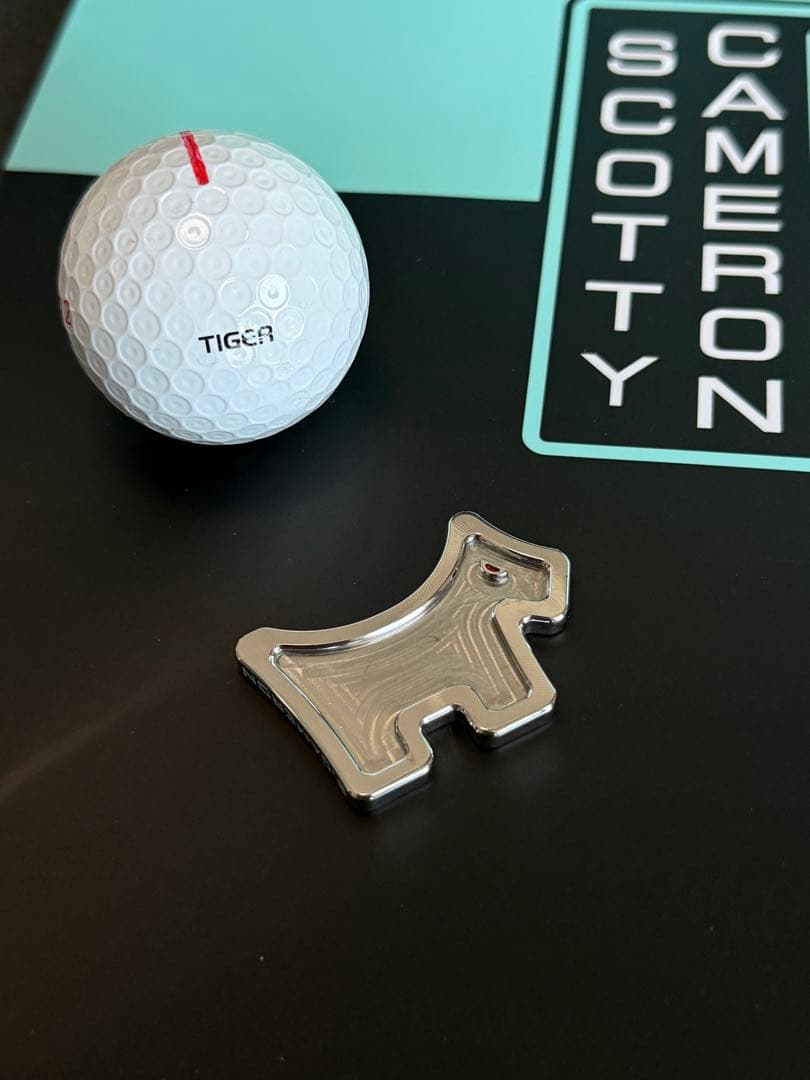 スコッティキャメロン 金属製 ドッグマーカー（正規品） ポーチ付き