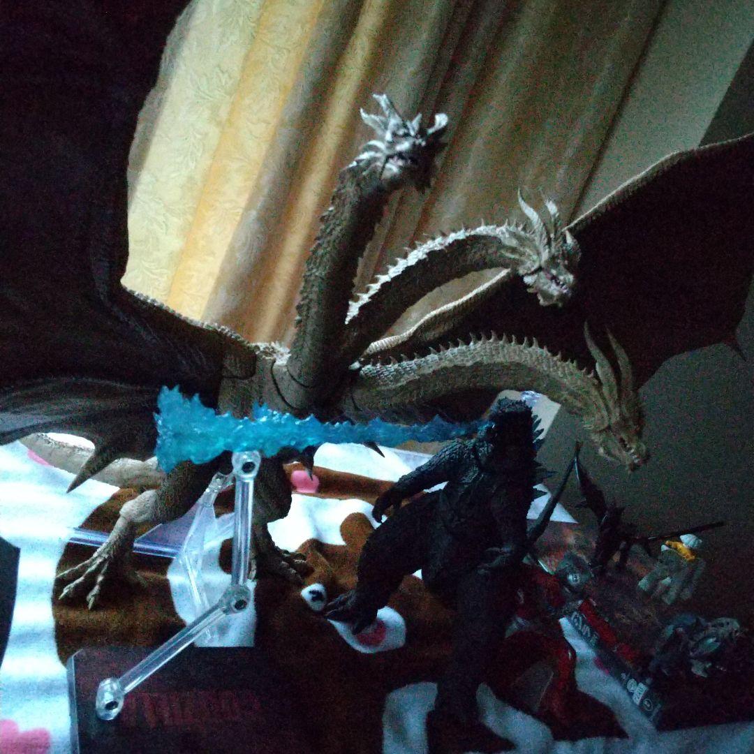 東宝怪獣　モンスターアーツ　ゴジラ　キングギドラ