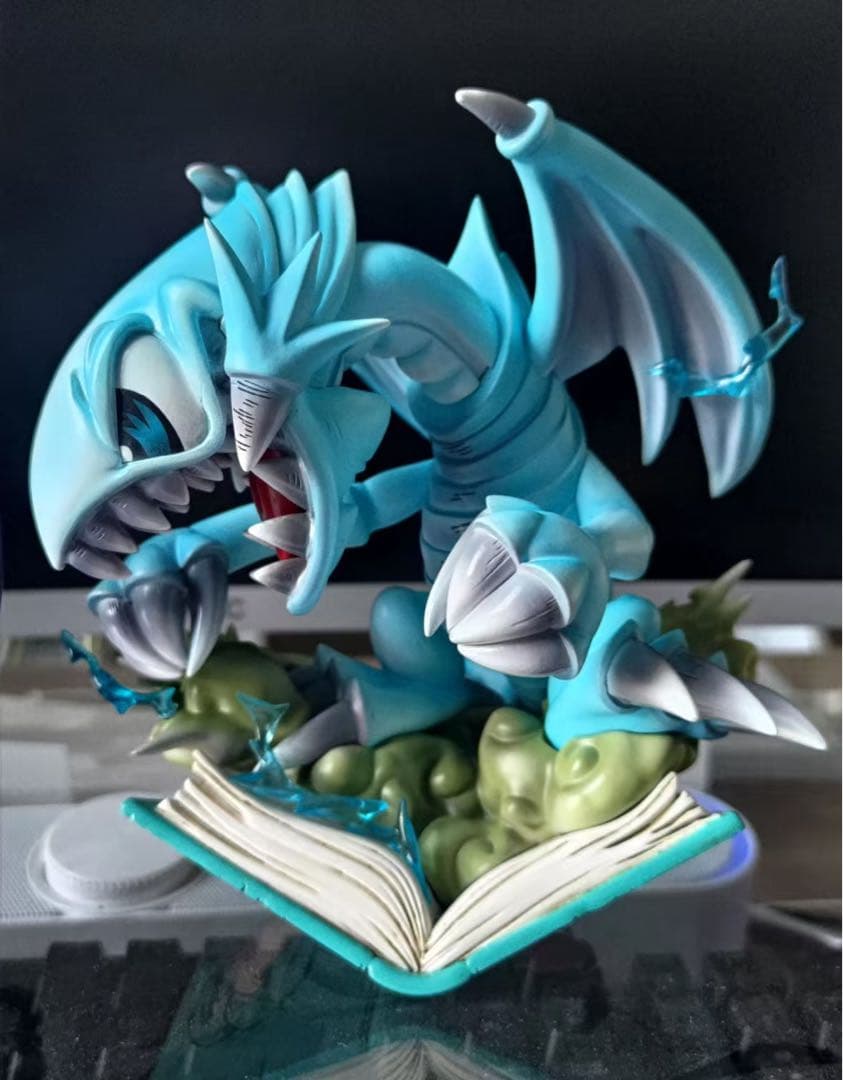 遊戯王 青眼の白龍 ガレージキット ガレキ スタチュー①