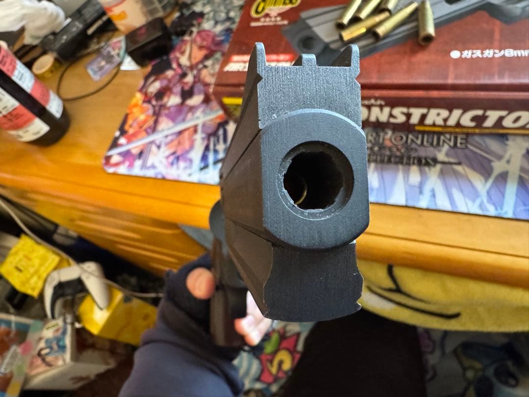 CONSTRICTOR MAXI ガス式リボルバー