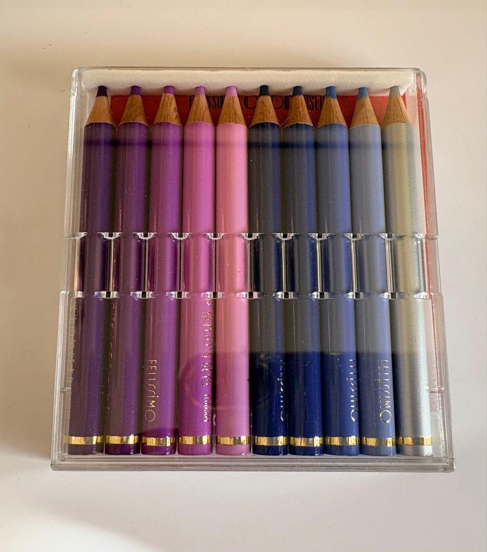 # 新品未使用 色鉛筆セット 多色 透明ケース入り