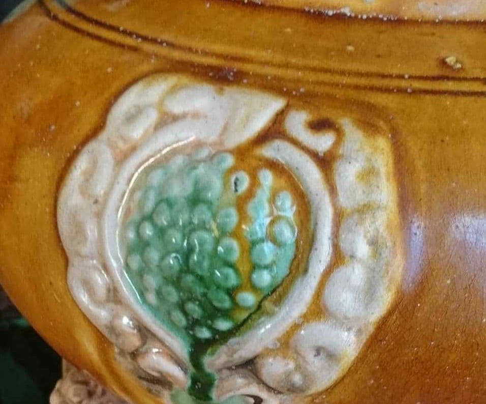 【唐三彩】三彩鍑（ふく・獣足三脚噐)