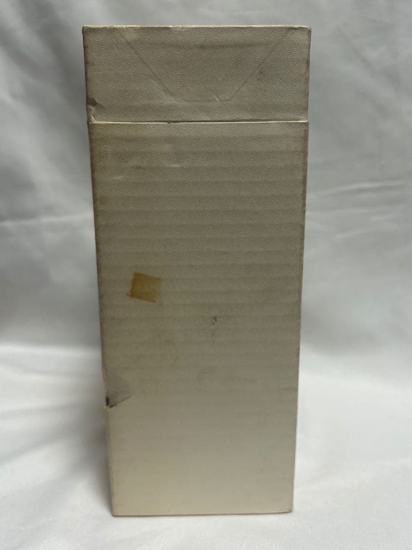 サントリー ウイスキー ローヤル 720ml 未開栓 箱付き未開封 中之島時代