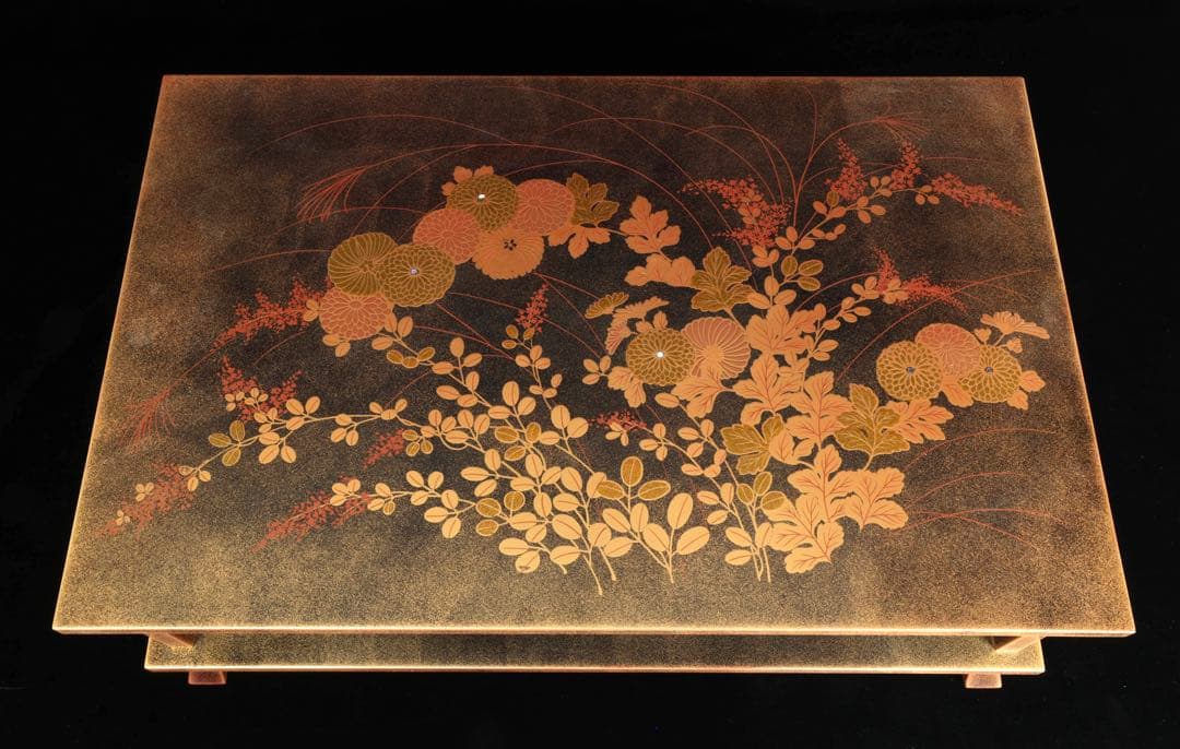 金蒔絵螺鈿黒漆 二段平卓 文机 花台 飾台 茶道具 木箱付 幅52.5㎝ 工芸品