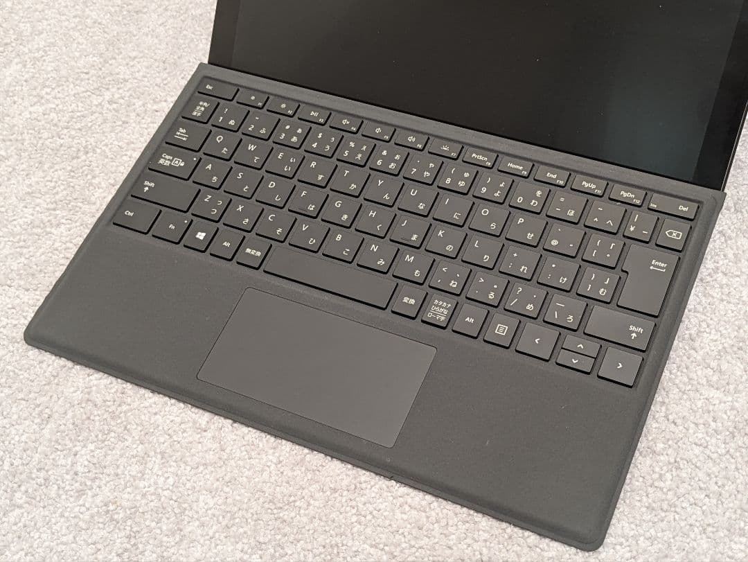 Surface Pro 6/i5/256GB/8GB　キーボードカバー付き