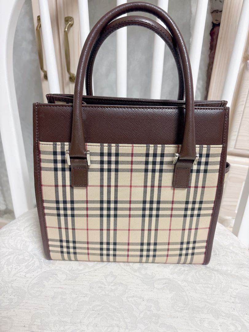 Burberry チェック柄 ハンドバッグ♡