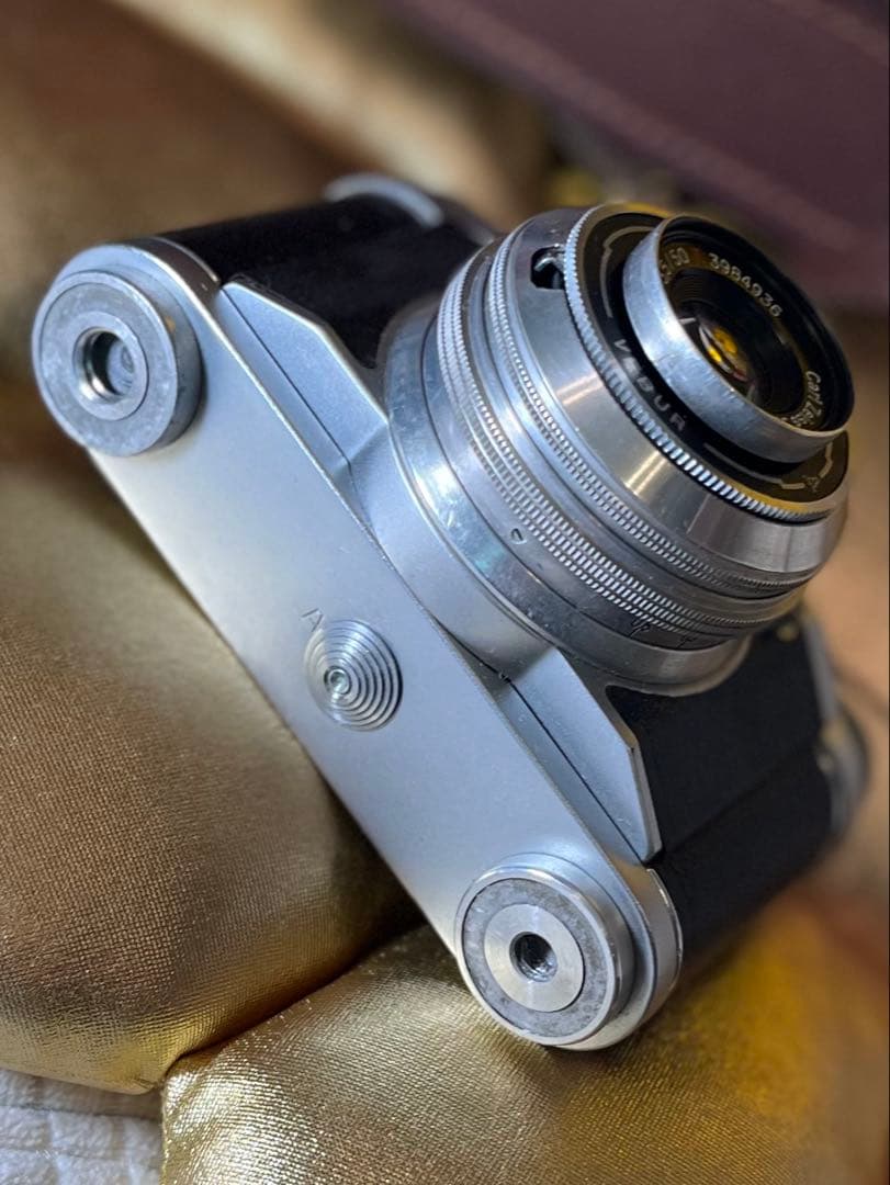 ALTIX 赤T Tessar50mm f3.5 革ケース付 美品