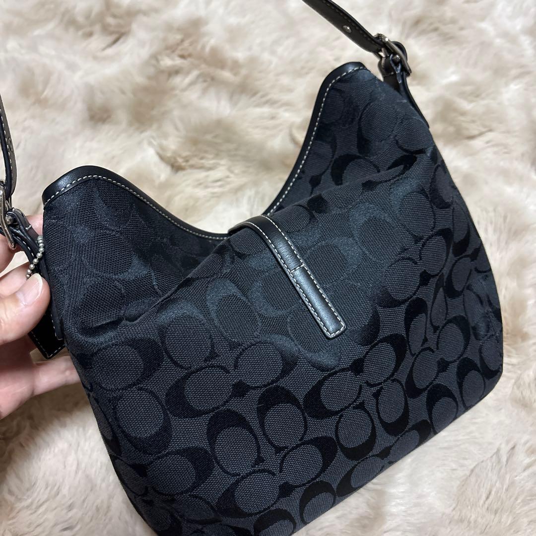 ブラックキャンバスショルダーバッグ