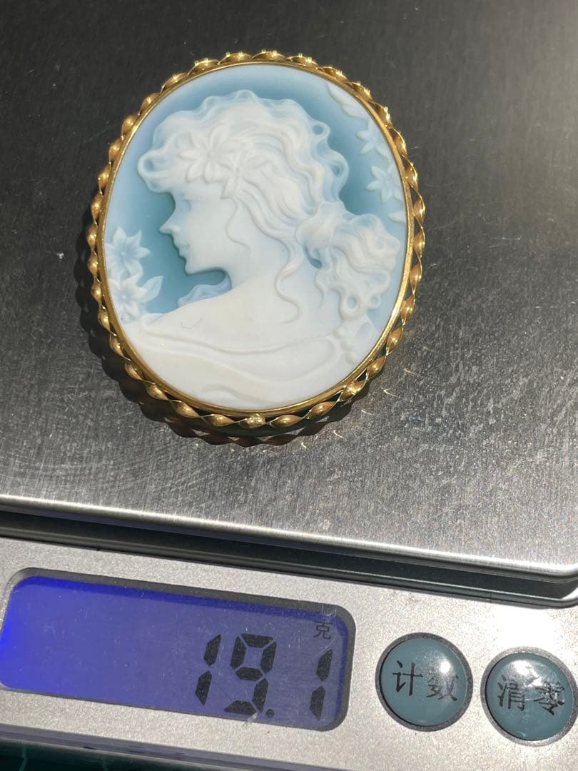 18k，大きめ、カメオペンダントトップとブローチ、両用19.1g