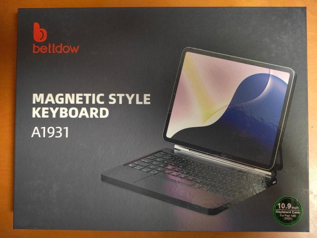 スマートキーボード　アイパッド　10世代　11世代通用　7色バックライト付き