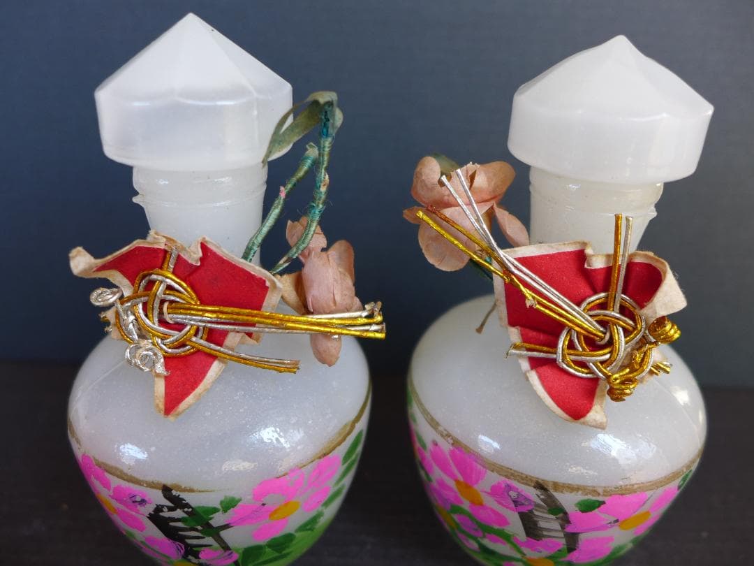 珍品　時代物　戦前　御雛様道具　白酒入れ徳利　乳白ガラス　2点一対　箱付　レトロ