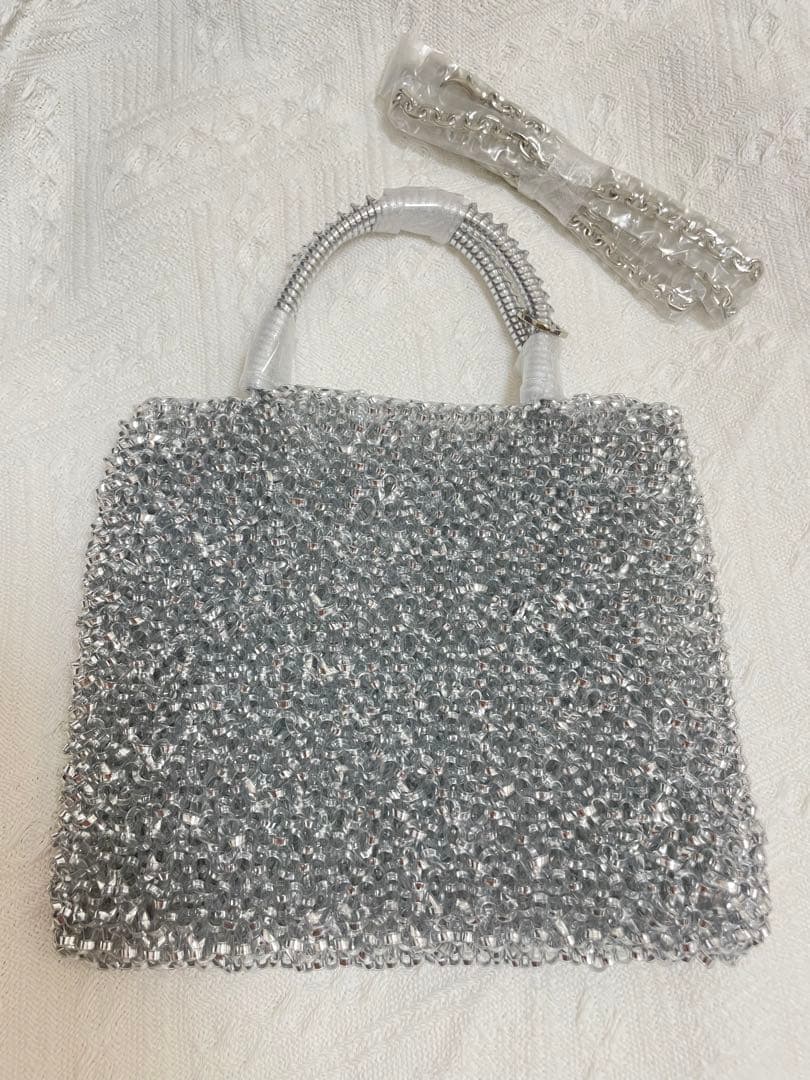アンテプリマ風 ビーズ ワイヤーバッグ　ショルダーバッグ　新品未使用 シルバー