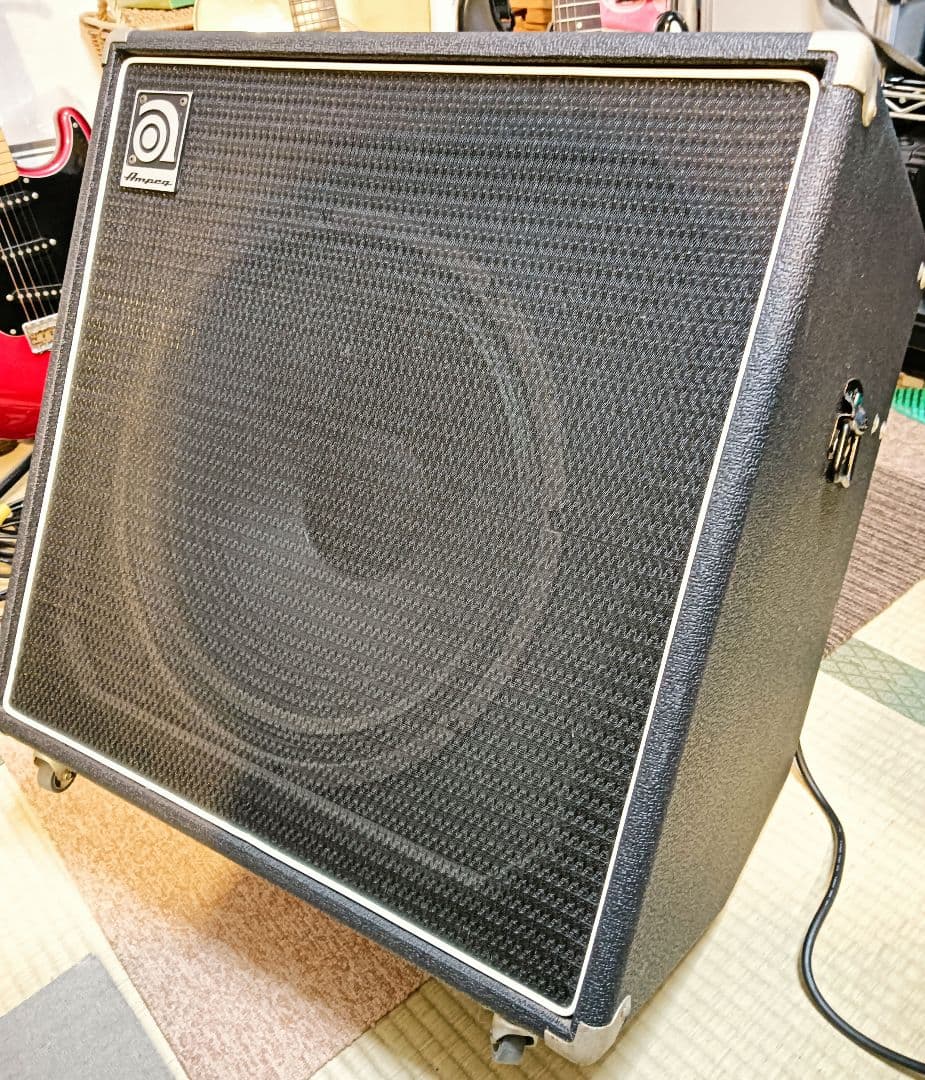 Ampeg BA-115 ベース用アンプ