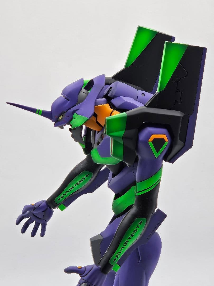 エヴァンゲリオン初号機　塗装完成品