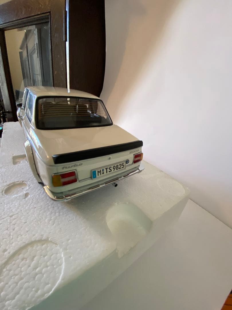 希少BMW2002ターボ1/18