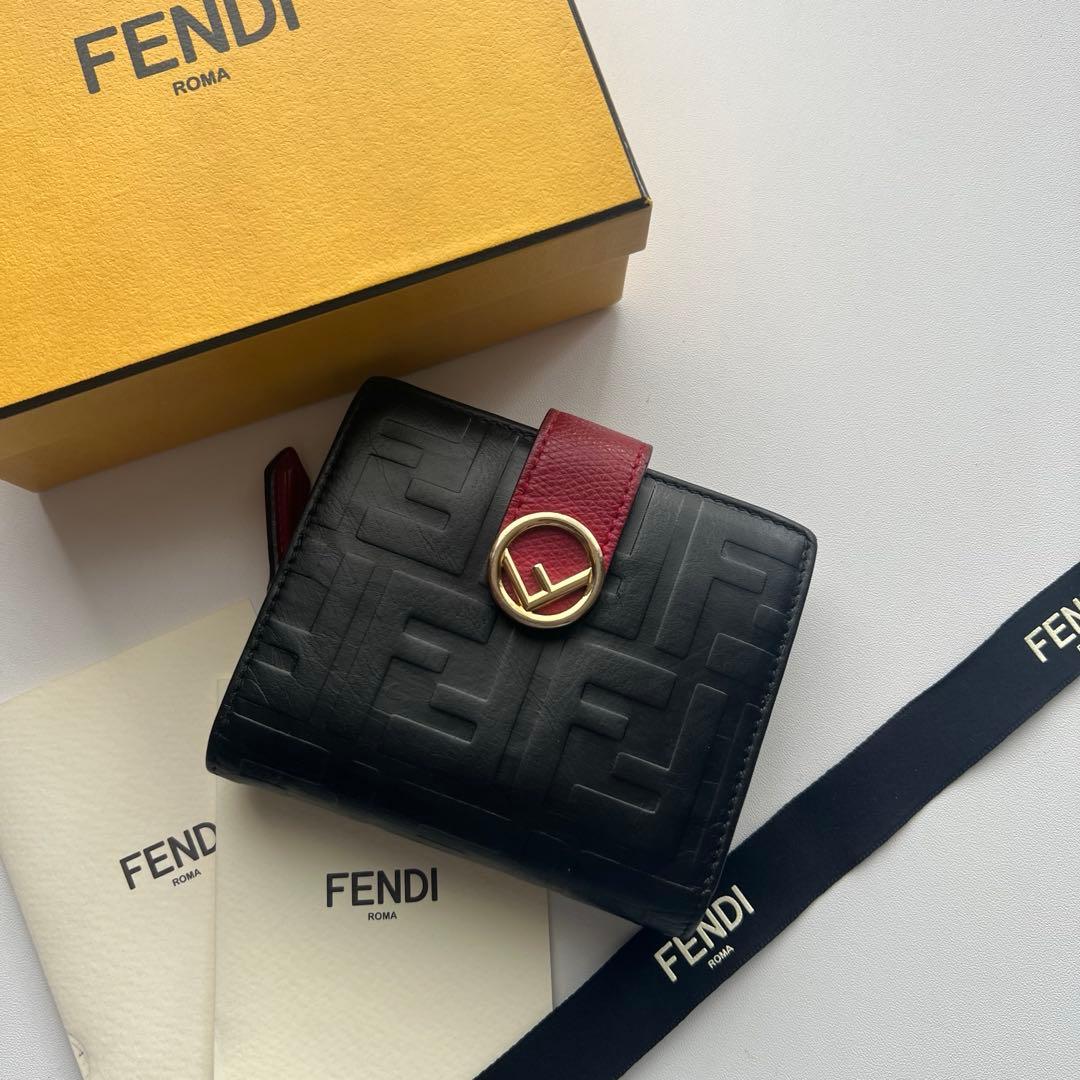 35 極上美品 FENDI フェンディ ズッカ 2つ折り財布