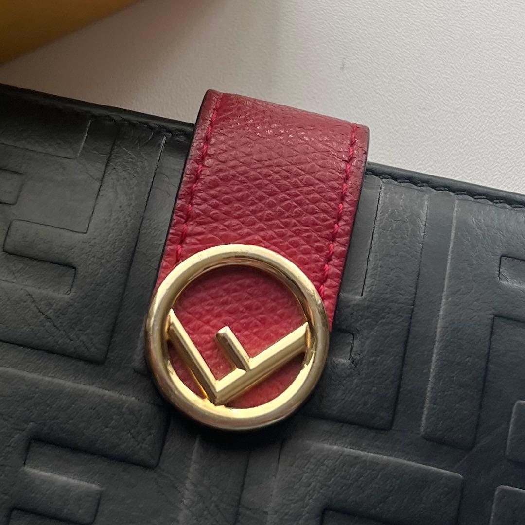 35 極上美品 FENDI フェンディ ズッカ 2つ折り財布