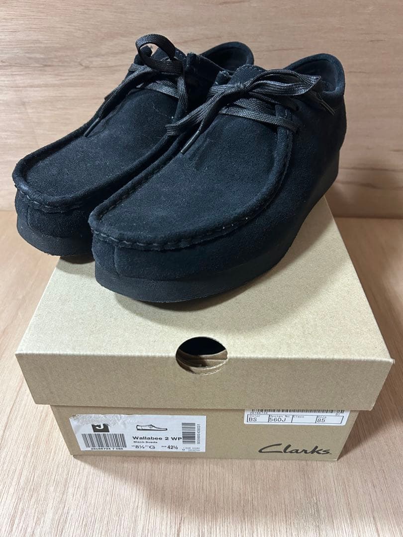 靴 Clarks Wallabee 2 WP