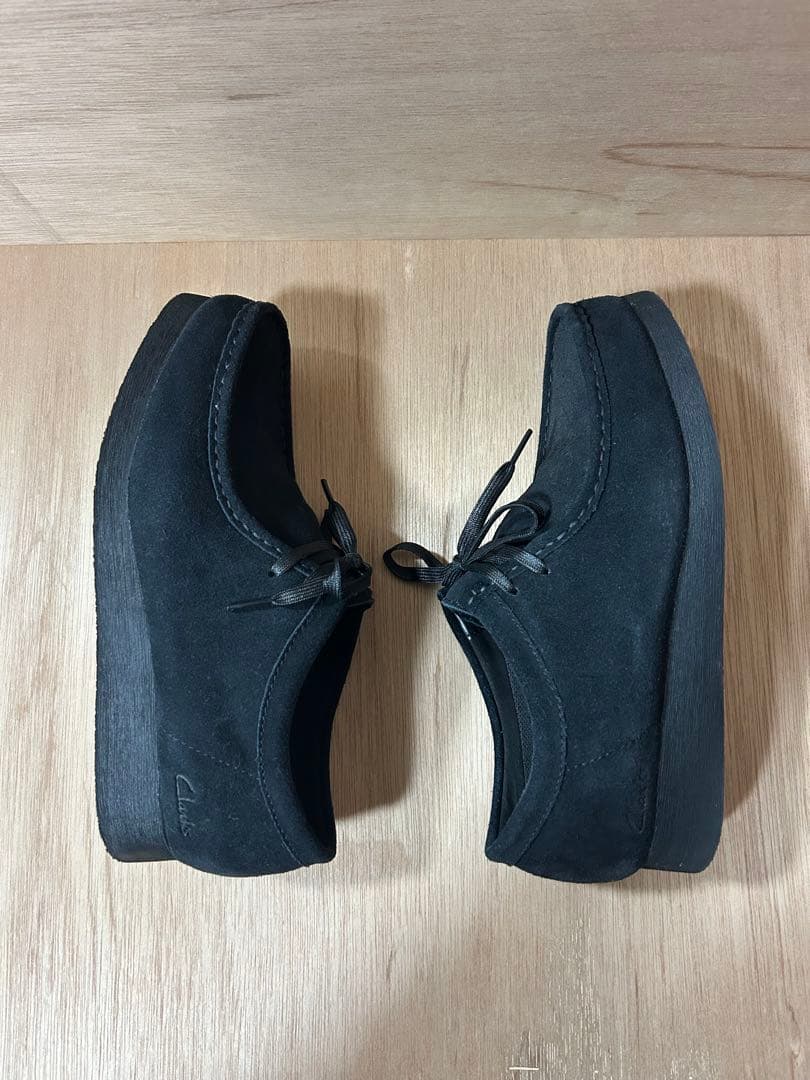 靴 Clarks Wallabee 2 WP