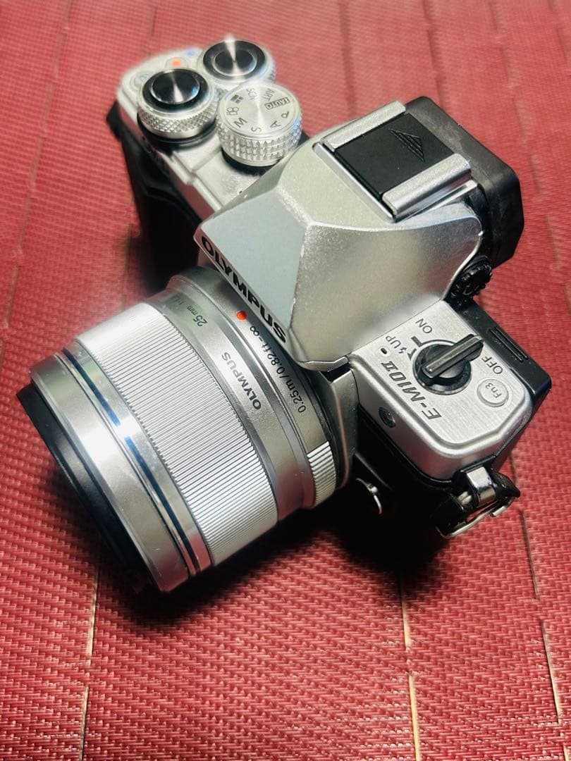 デジタルカメラ OLYMPUS OM-D E-M10 ll