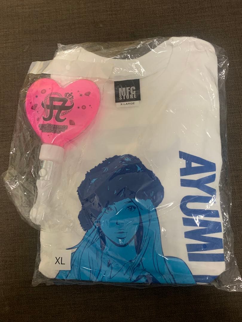 浜崎あゆみ　上海　Tシャツ　白　XL