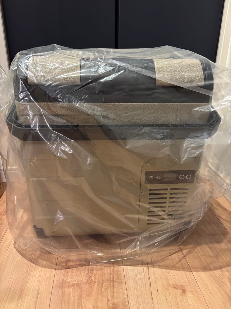 トシオ　値下げ車載冷蔵庫 18L -20℃～10℃ バッテリー内蔵可能