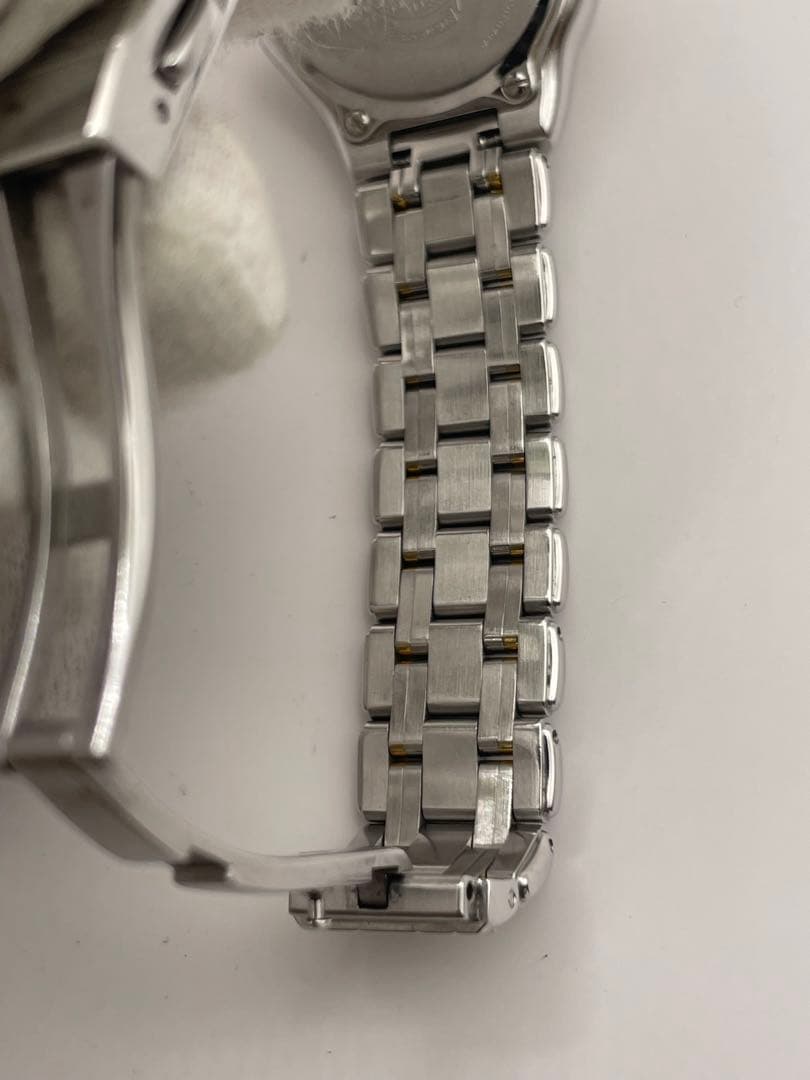 【日本未発売】CITIZEN シチズン　ソーラー稼働品　ダイアモンド　シルバー