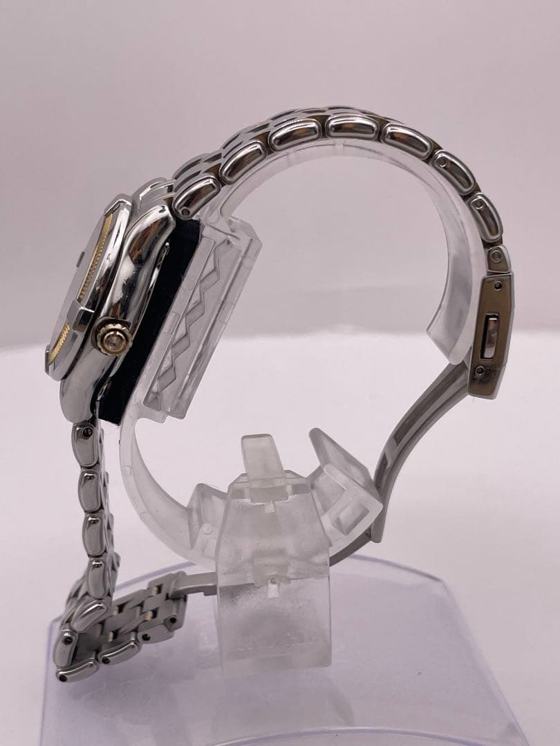 【日本未発売】CITIZEN シチズン　ソーラー稼働品　ダイアモンド　シルバー