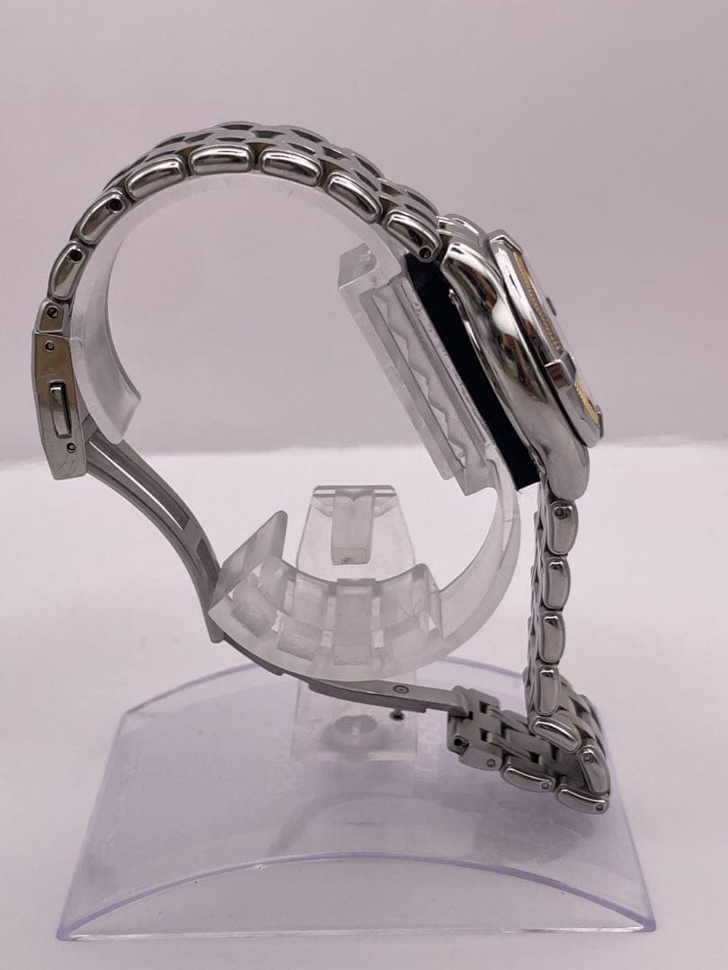 【日本未発売】CITIZEN シチズン　ソーラー稼働品　ダイアモンド　シルバー