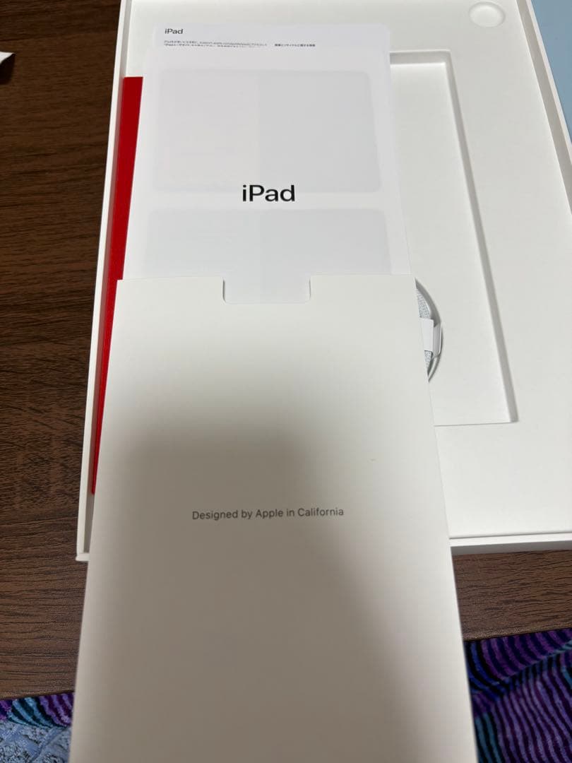 Apple iPad(A16) 11インチ シルバー 第11世代