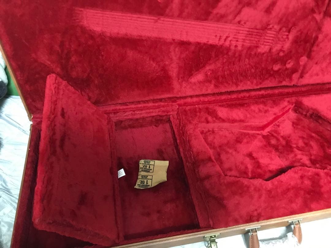 ギブソンハードケース　エクスプローラー