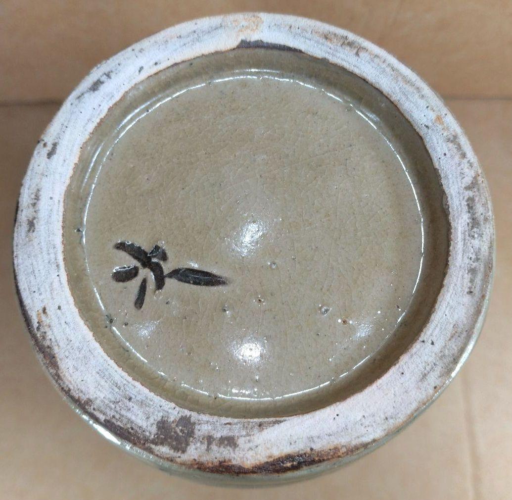 トマリン【本物保証】金城次郎 壷屋焼 徳利(笑魚,魚紋）共箱 栞 人間国宝