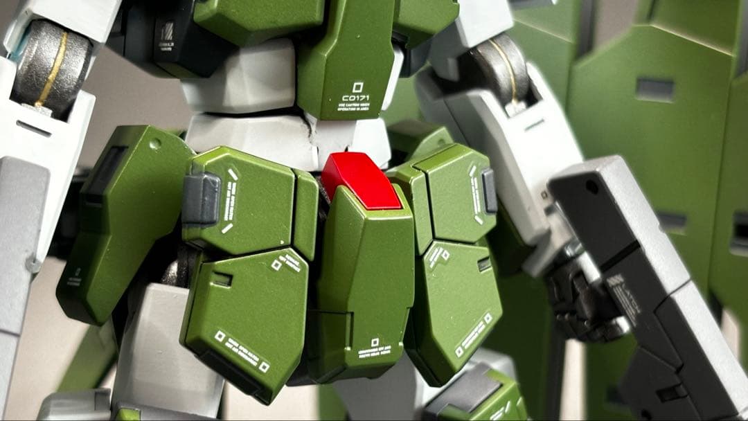 【塗装完成品】ＨＧ 1/144 ガンダムサバーニャ（最終決戦仕様）