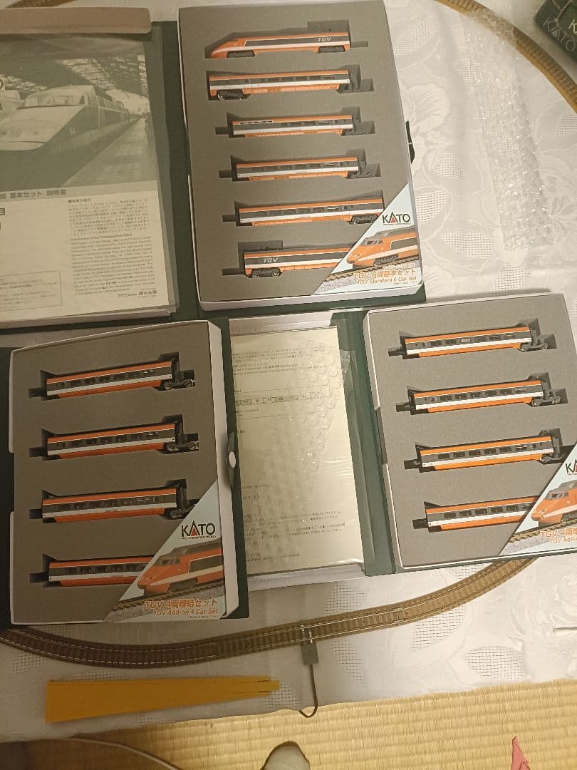 KATO 10-198 基本＋10-199 増結×2 計14両セットケース付現状