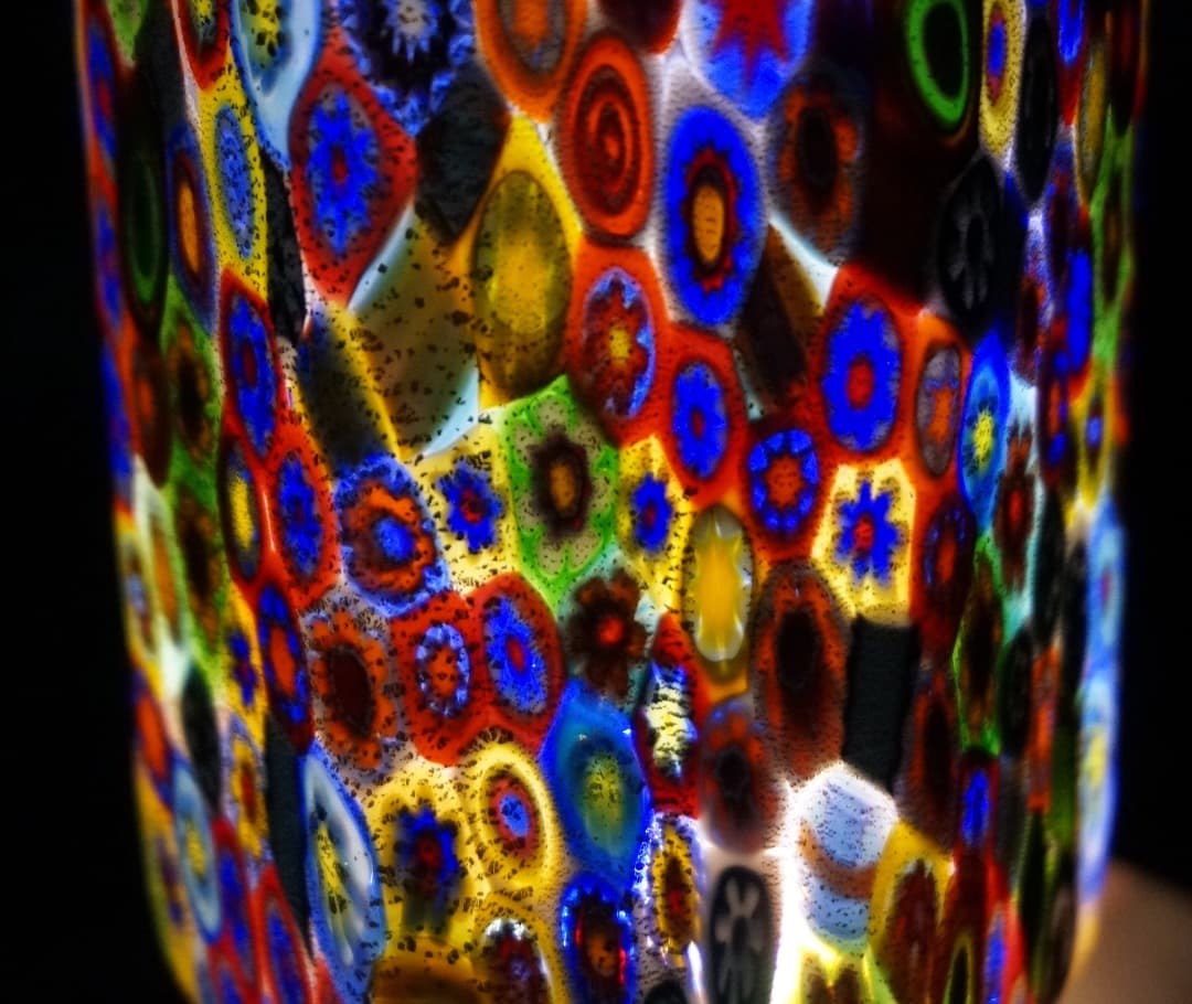 ベネチアンガラス　ミルフィオリの「アンティーク」の6角の花瓶