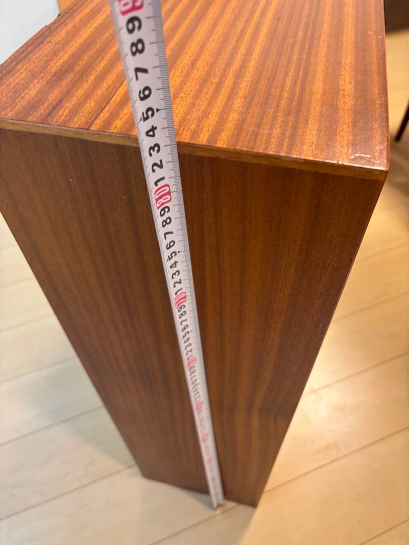 ウッド調ガラス扉キャビネット