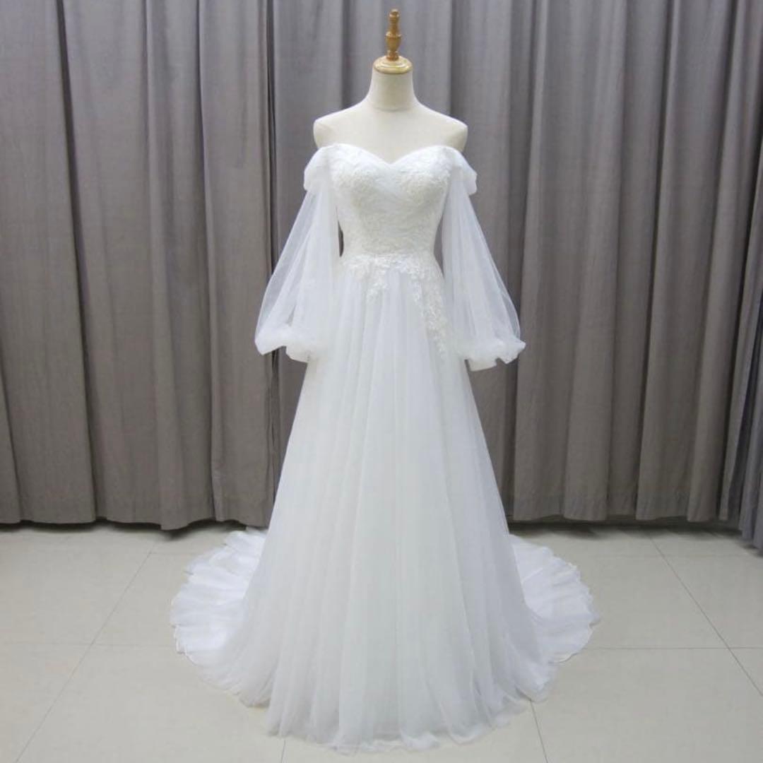 オフショルダー　刺繍ホワイト　ウェディングドレス　2way