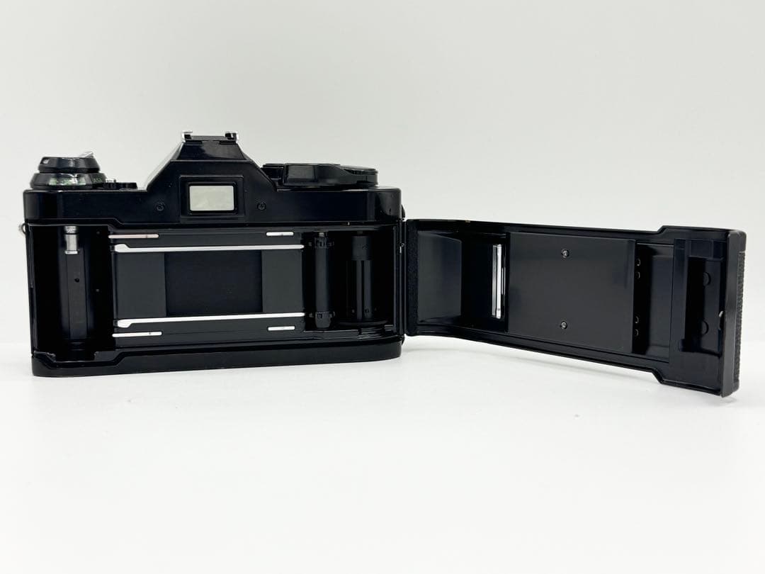 【完動品】Canon AE-1 PROGRAM + FD 50mm F1.8