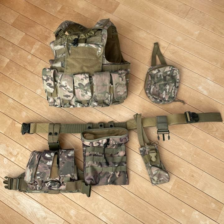 サバゲー用アーマーベスト& 腰ベルトポーチ　マルチカモ