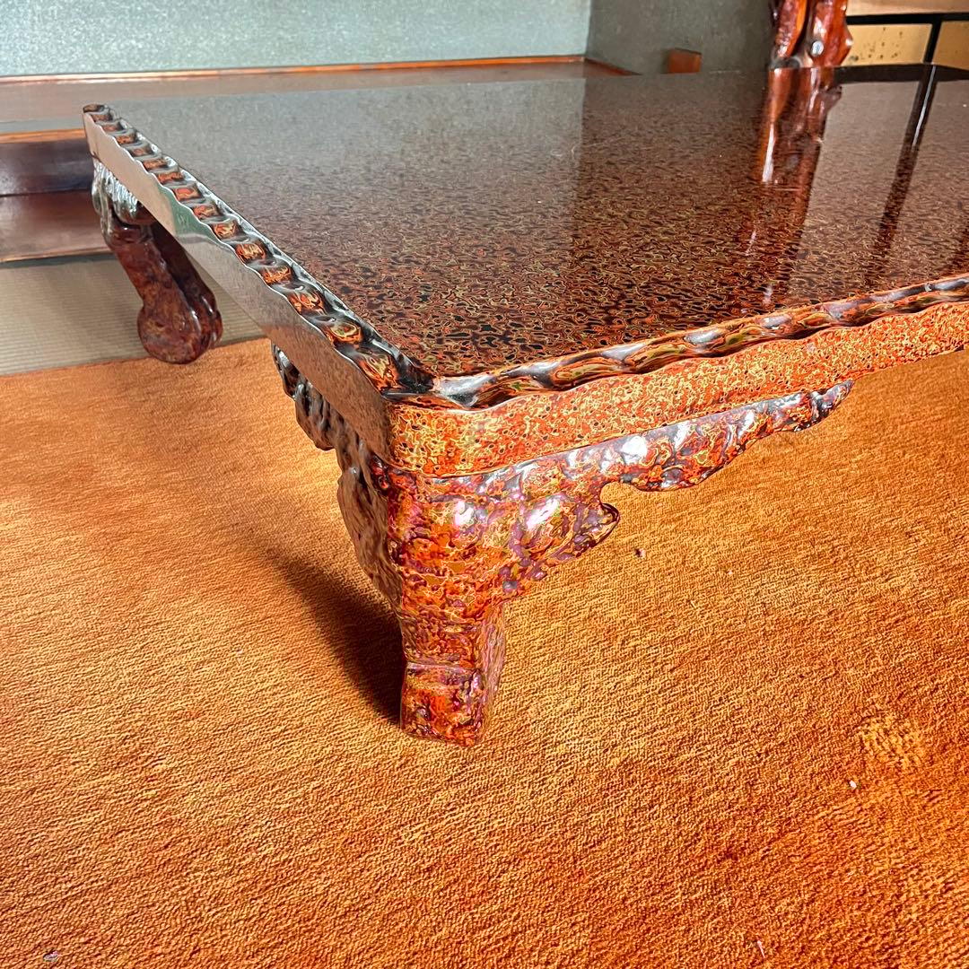 高級座卓　津軽塗　特徴的な脚デザイン