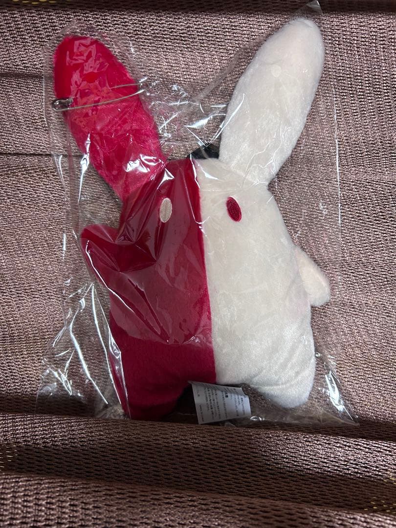 Eve under coverくじB賞NUI POUCH ぬいポーチ うさぎ型